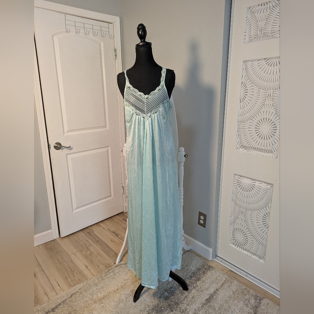 Vintage Blue Lace Nightgown Size Small